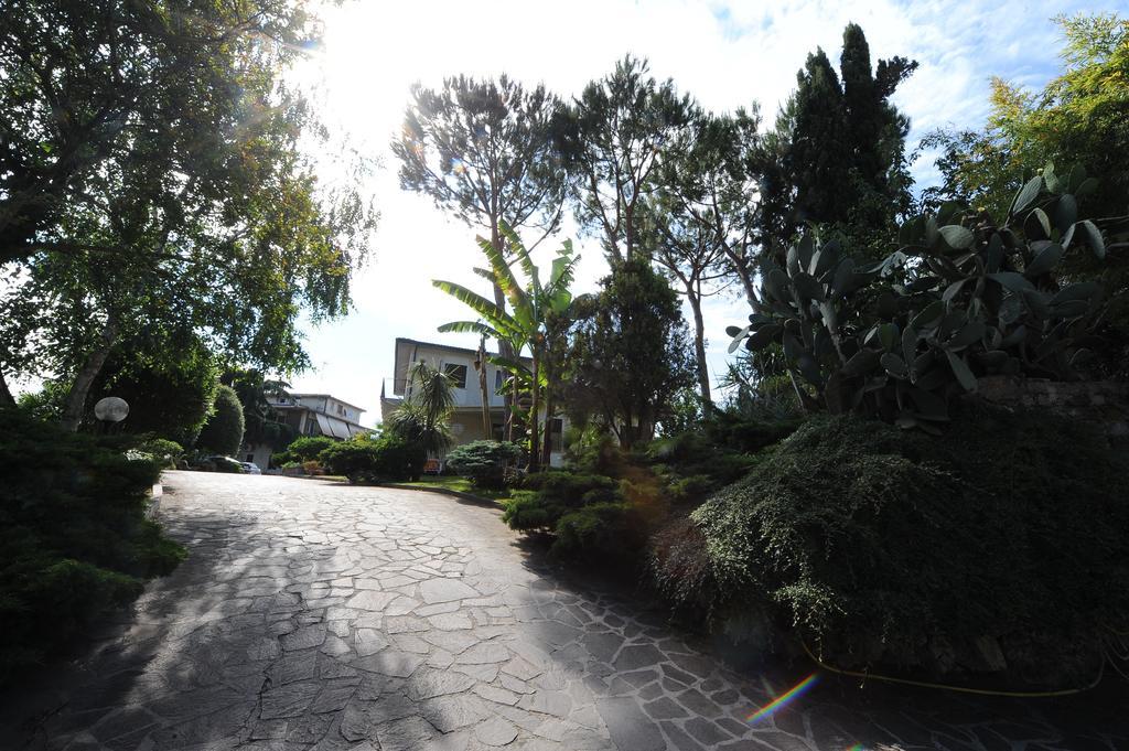 Casa Santarelli Apartment โรม ภายนอก รูปภาพ